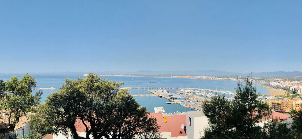Puig Rom 68 Bajo Apartment Росес Екстериор снимка